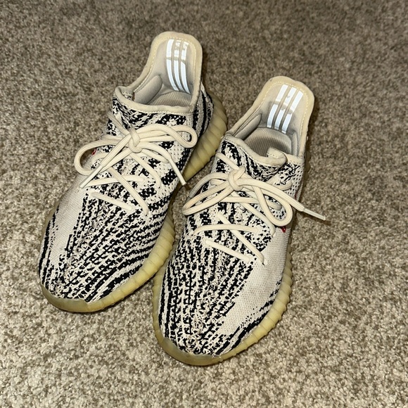 YEEZY zebra print shows - Men’s size 6 - Picture 3 of 8
